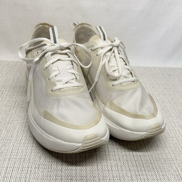 Nike Shoes - Nike Air Max Dia Womens 8.5 White AR7410-105 Platform Sneaker Minimalist Sporty